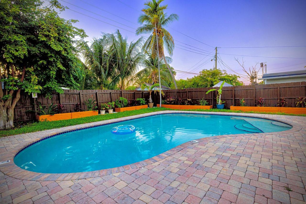 Private Heated Pool Oasis Pet-Friendly Retreat Short Or Long Stays Sleeps 2-8 Ppl Pompano Beach Buitenkant foto